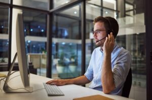 24-7 IT Support vs Business Hours Support